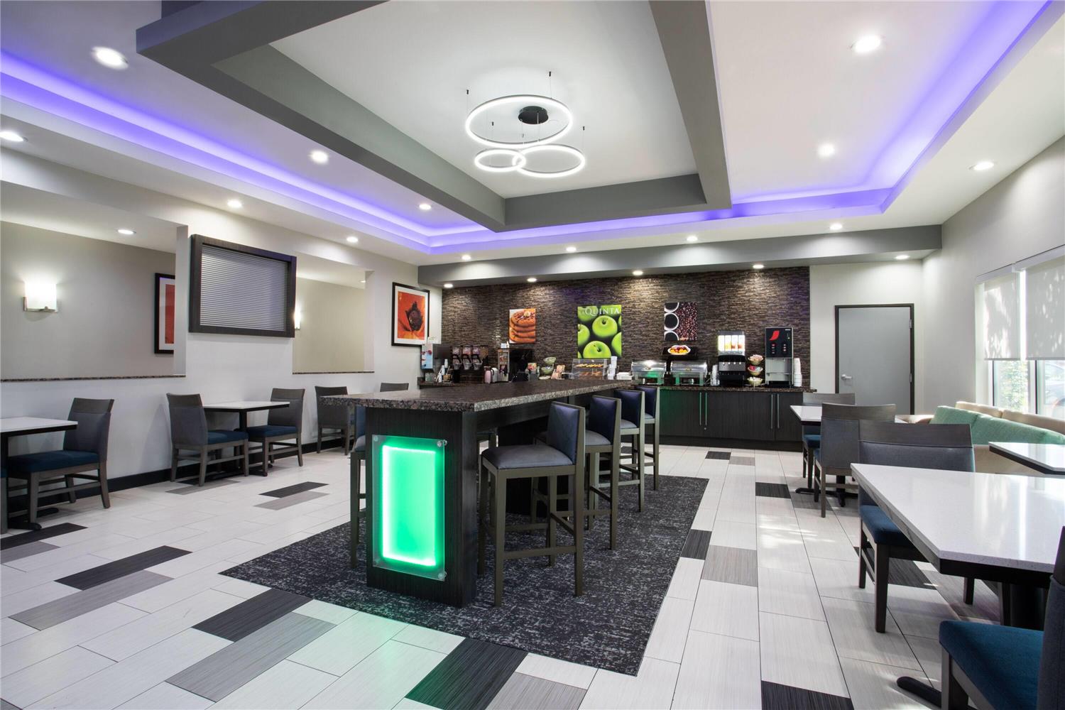 La Quinta Inn & Suites by Wyndham Muskogee 26/37