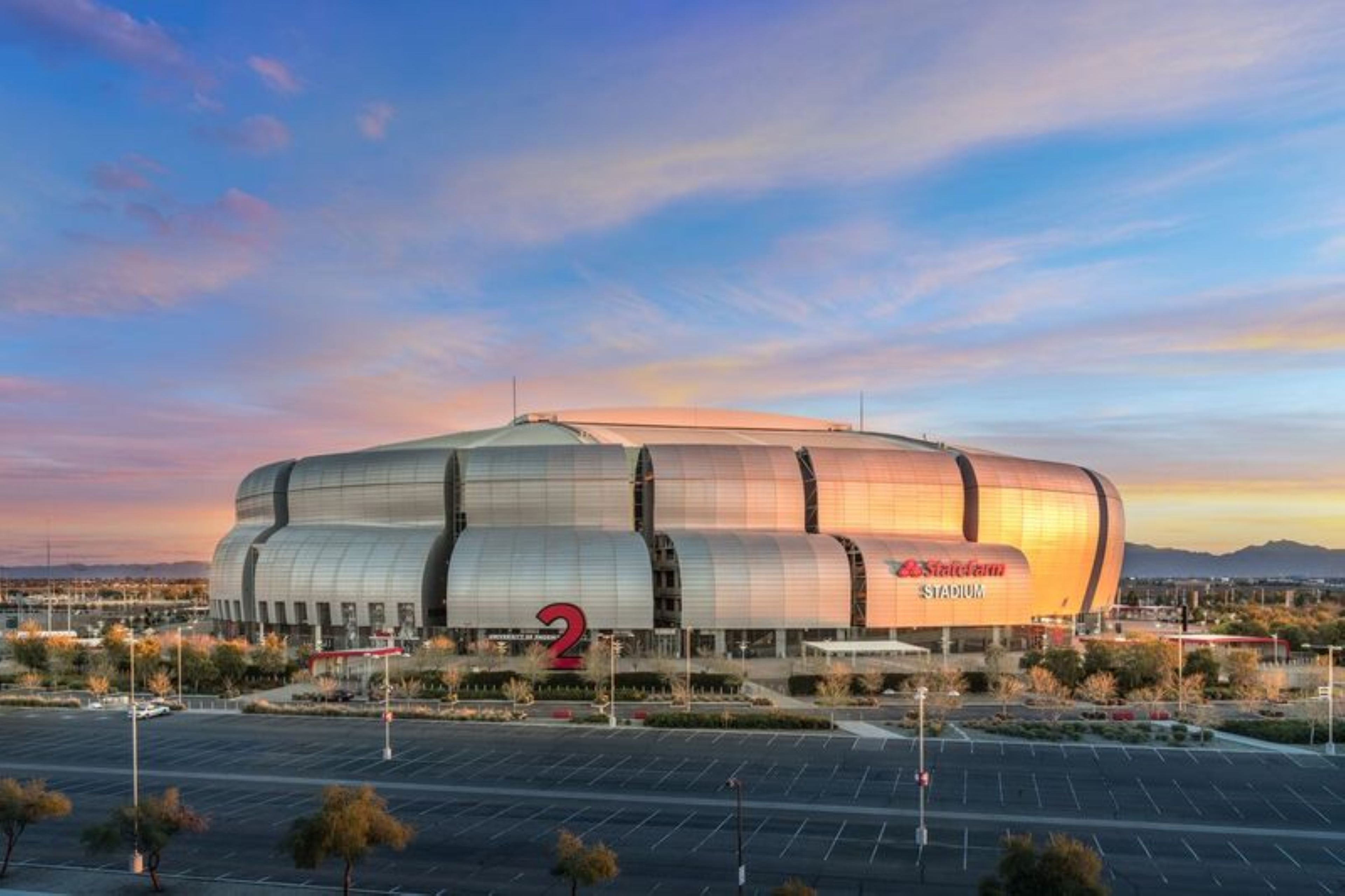 Holiday Inn Express & Suites Phoenix - Glendale Sports Dist 4/63