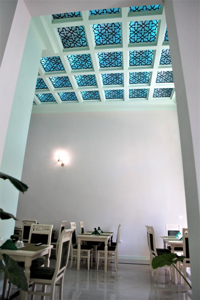 Hotel Veliera 45/70