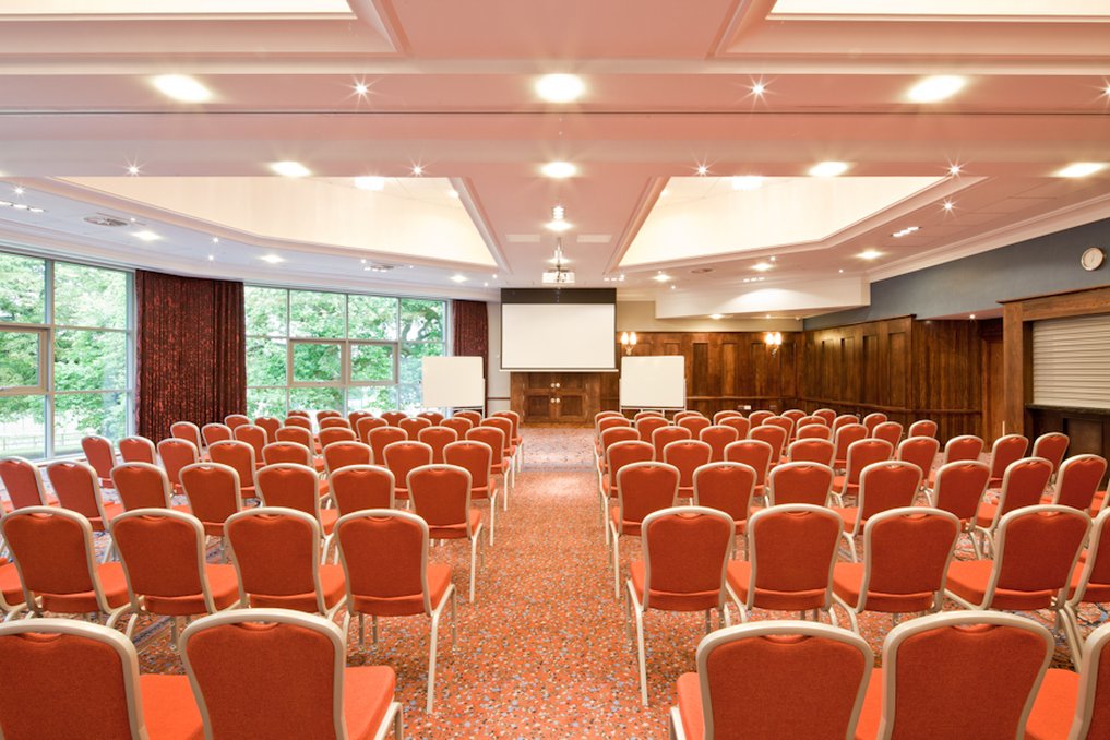 Drayton Manor Hotel 15/20