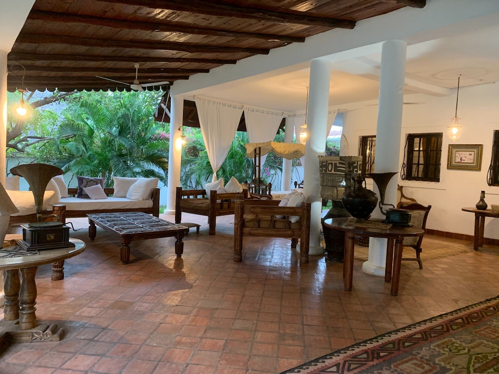 Kenyan House Boutique Hotel 16/36