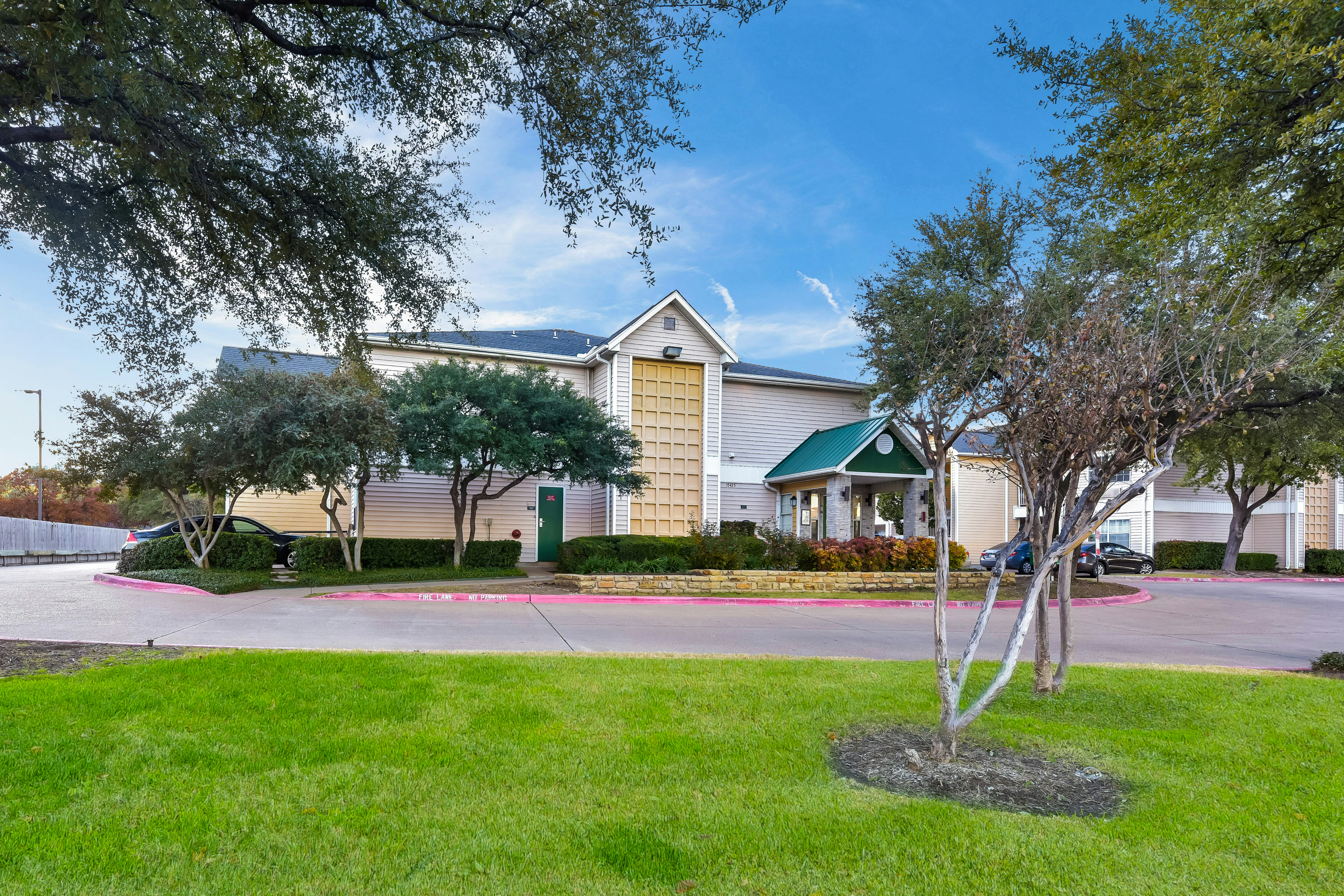 Hometowne Studios Dallas - North Addison/Tollway 13/16