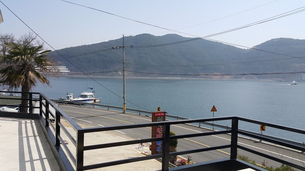 Sirak Pension 18/25