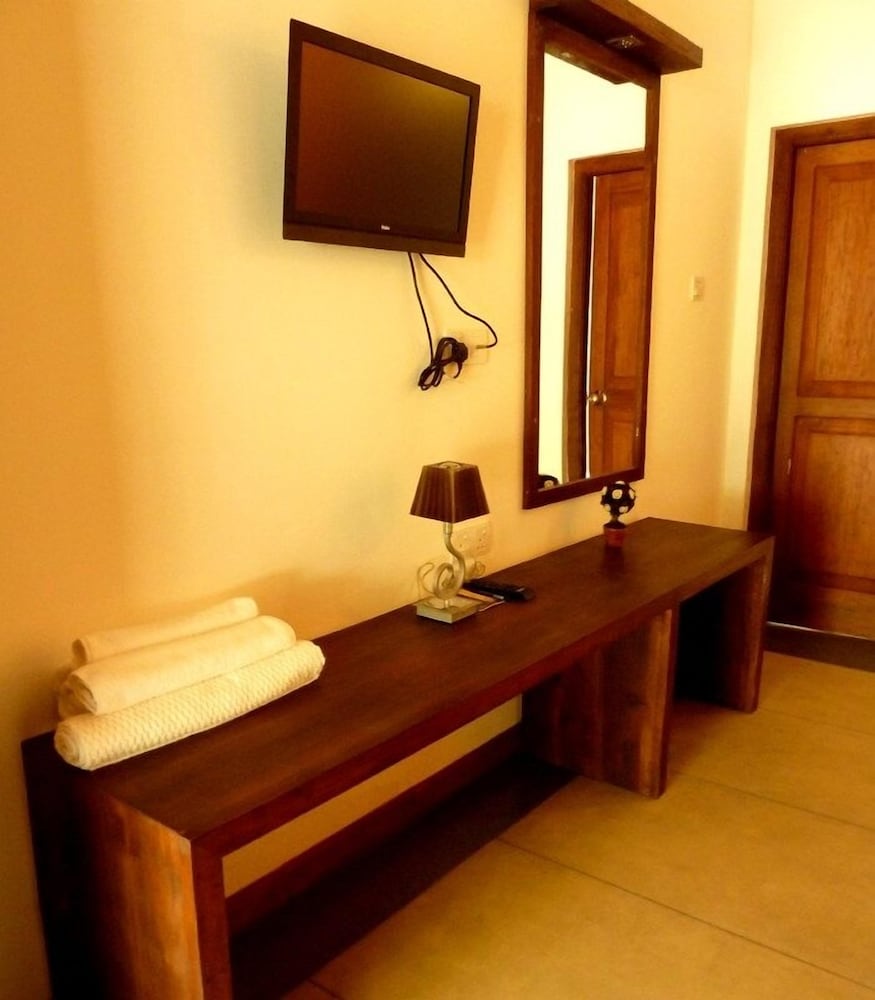 Hotel Alakamanda 14/70