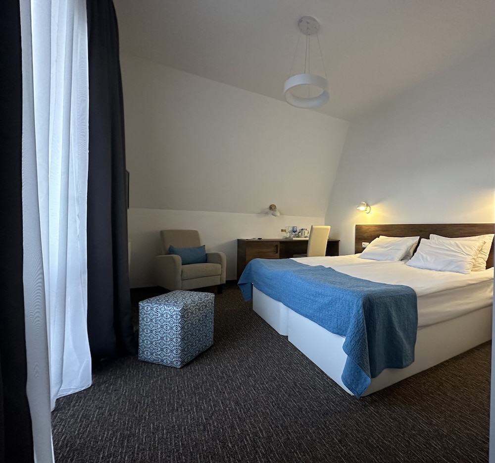 Alliance Hotel 28/74