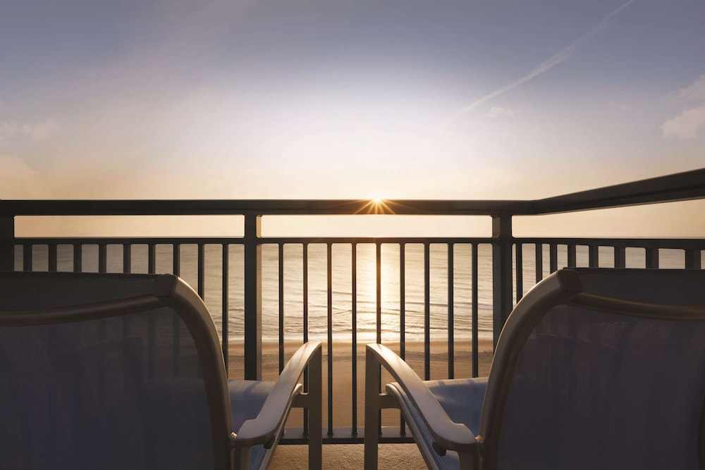 Hyatt House Virginia Beach Oceanfront 41/48