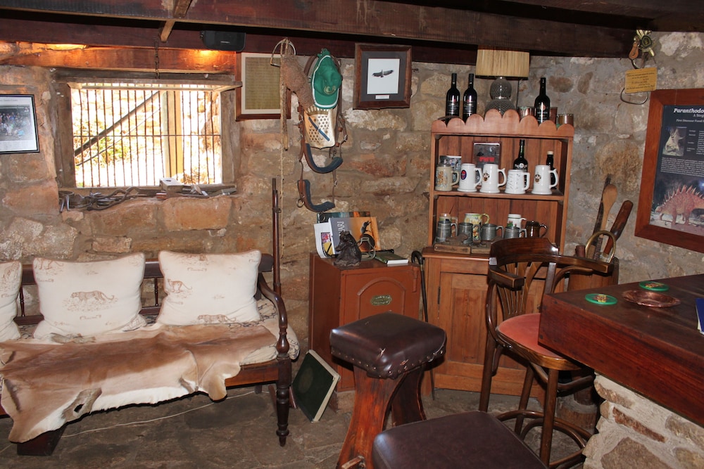 Leeuwenbosch Shearers Lodge 37/50