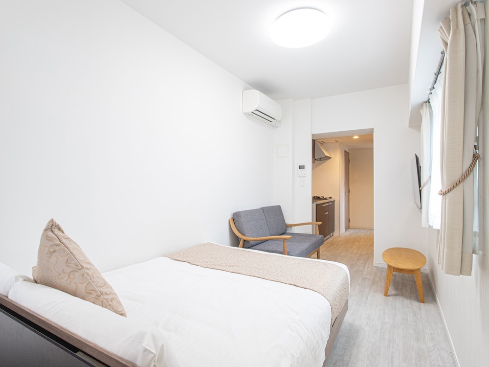 ROOM, 3 DOUBLE BEDS, PARK VIEW, ANNEX