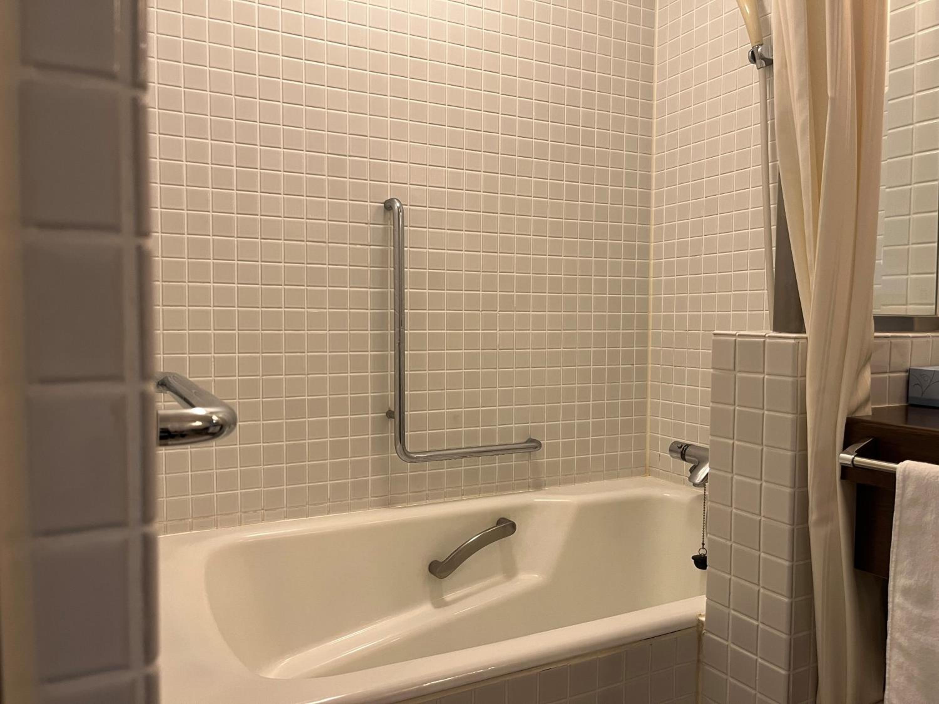 Room, Twin Beds, Hotel Laforet Shuzenji 9/10