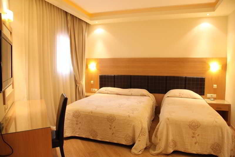 HOTEL PANTELIDIS 8/50