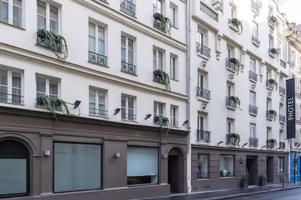 9hotel Opera Paris 64/67