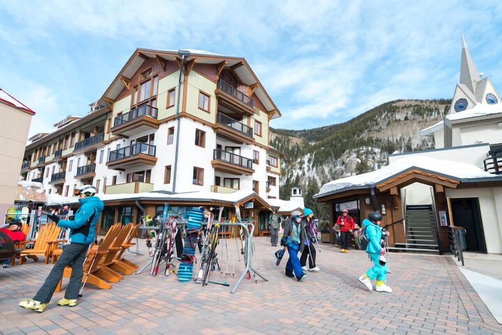 The Blake At Taos Ski Valley 34/42