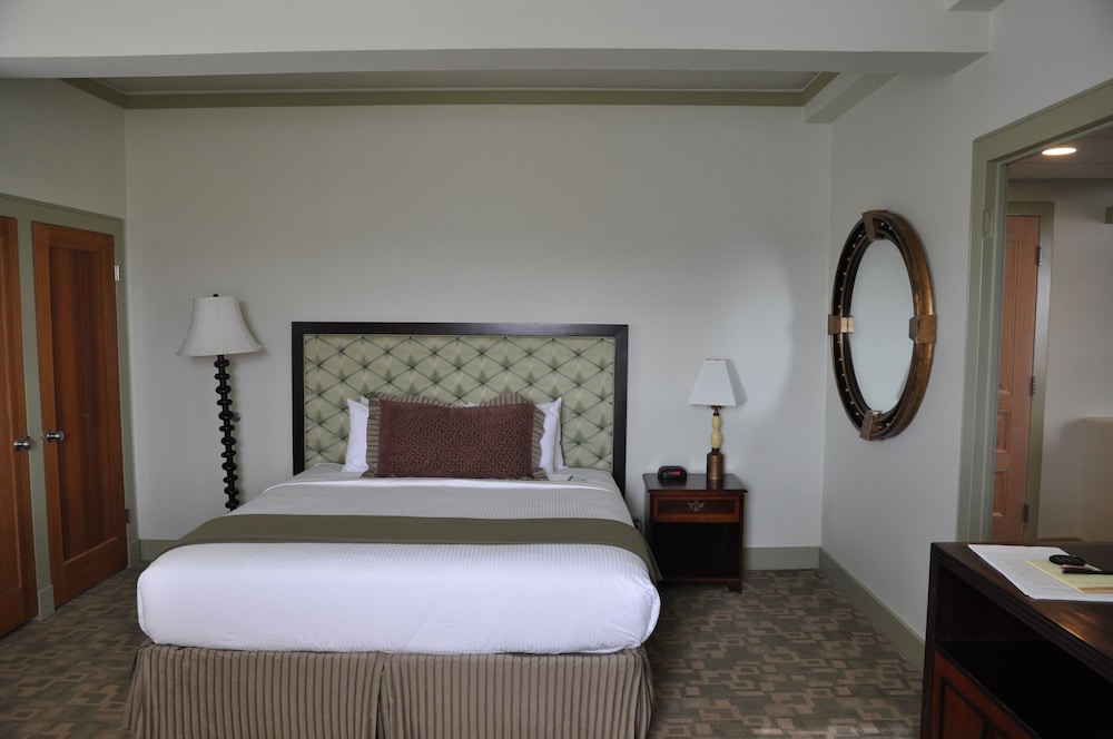 Murray Hotel 14/40