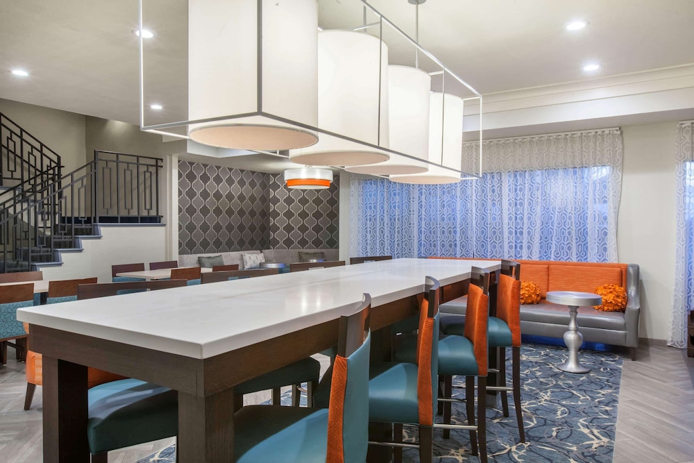 Hawthorn Suites By Wyndham Livermore Wine Country 29/43