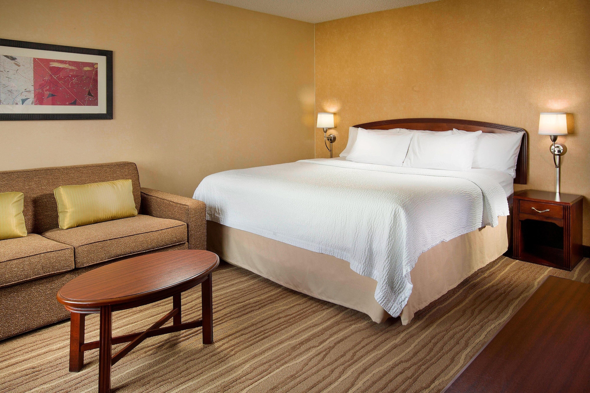 Suite, King Bed, Sofa