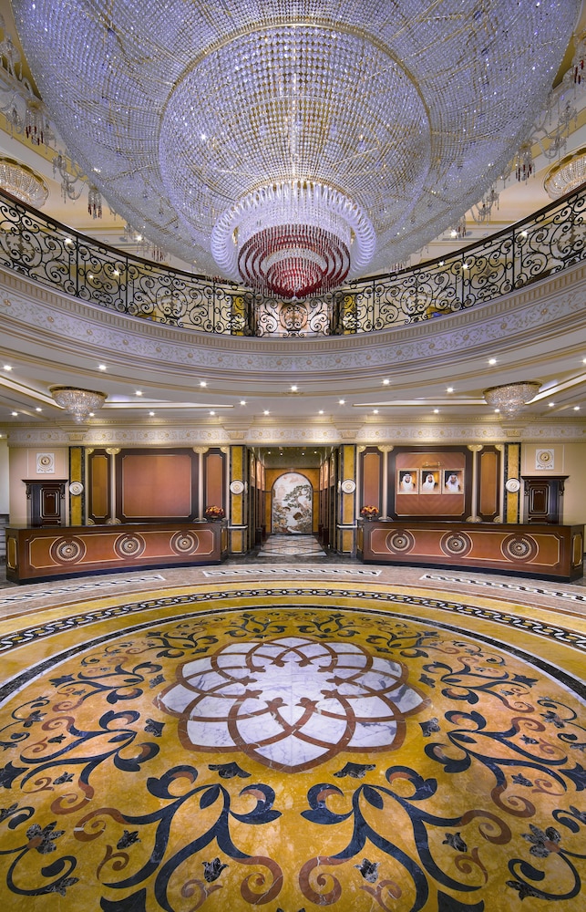 swimming pool spa