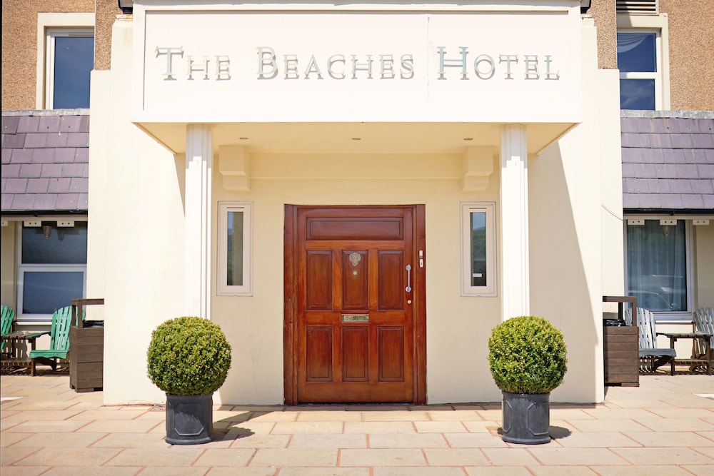 The Beaches Hotel 79/100