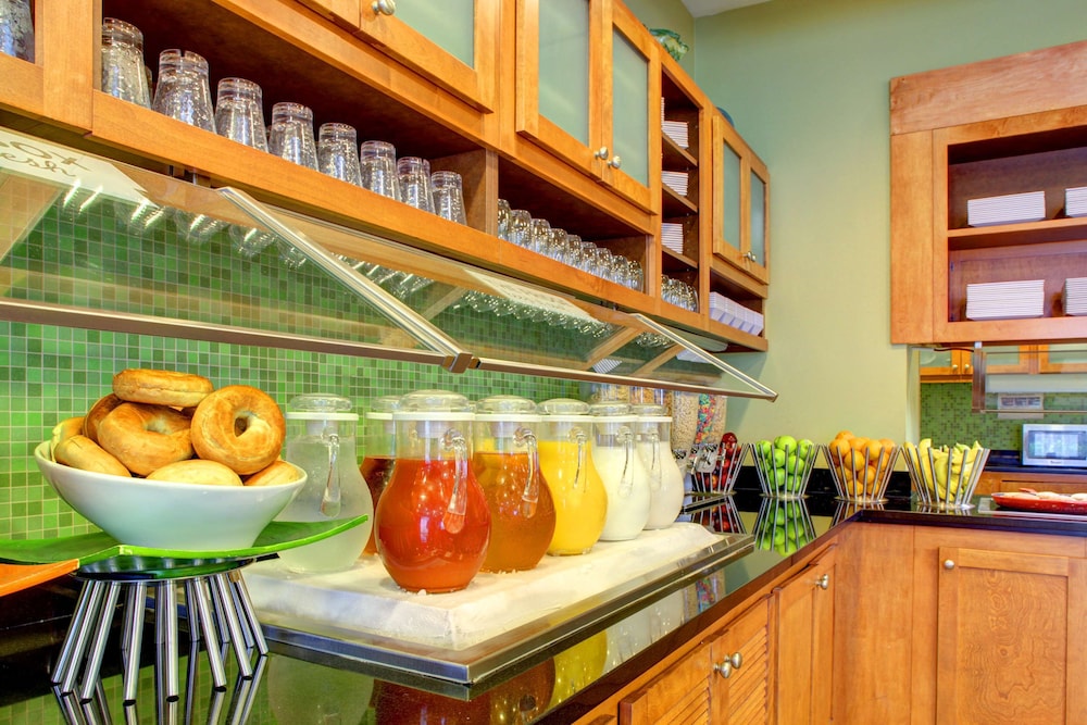 Hyatt Place Fort Lauderdale Airport - South & Cruise Port 29/44
