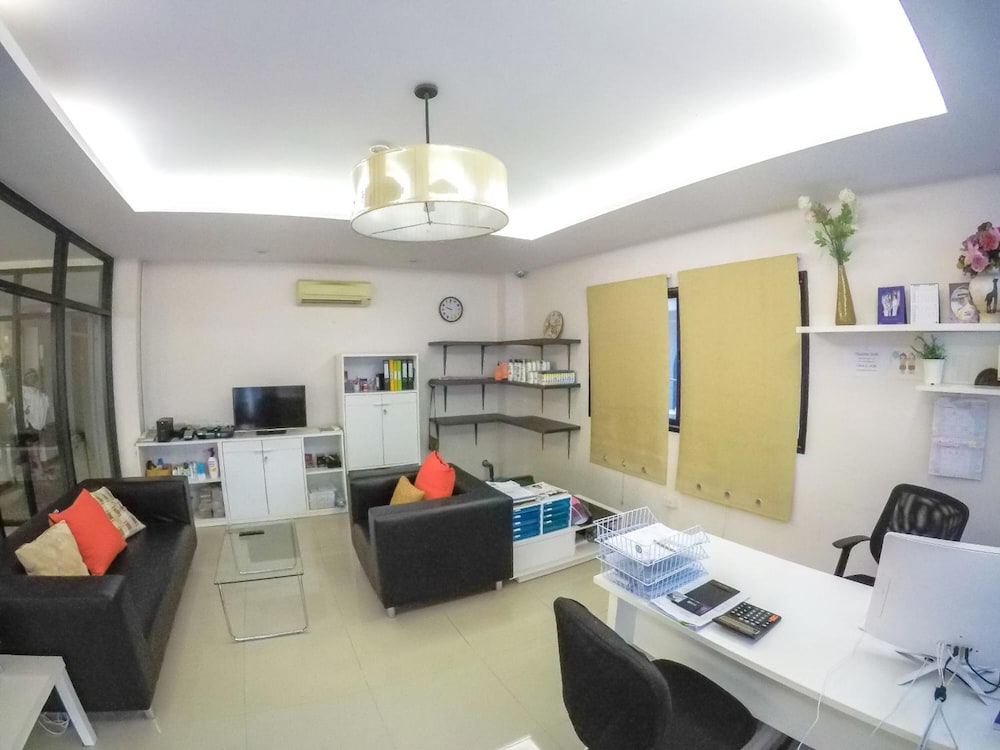 HIRAN RESIDENCE 47/58