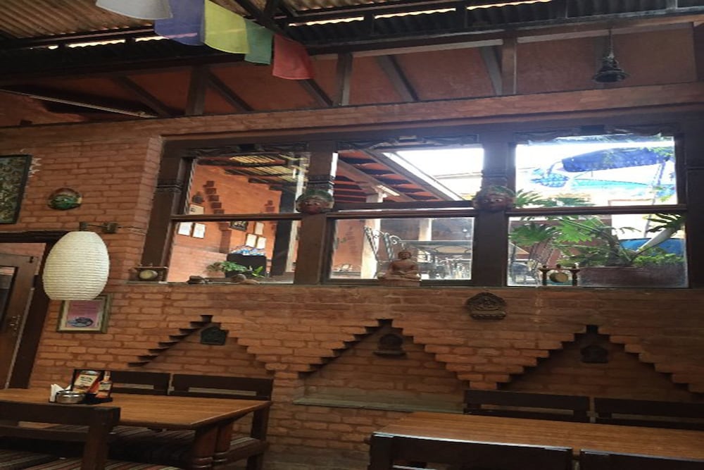 Cafe De Patan 10/12