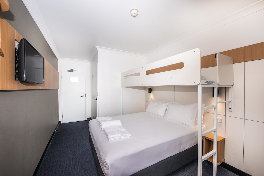 ibis budget Casula Liverpool 15/66