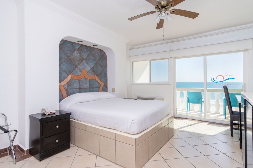 Playa Bonita Resort 25/77