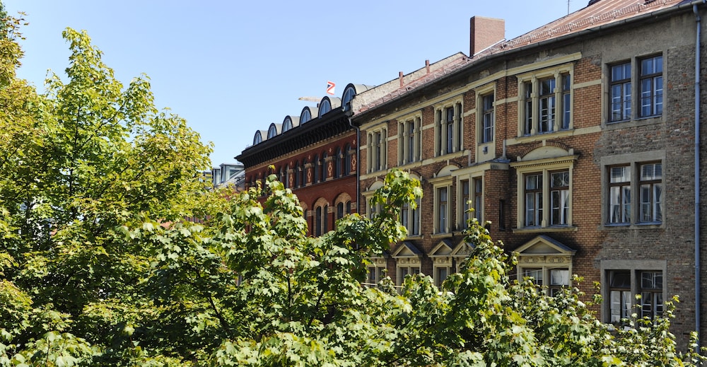 HOTEL ISARTOR 4/69