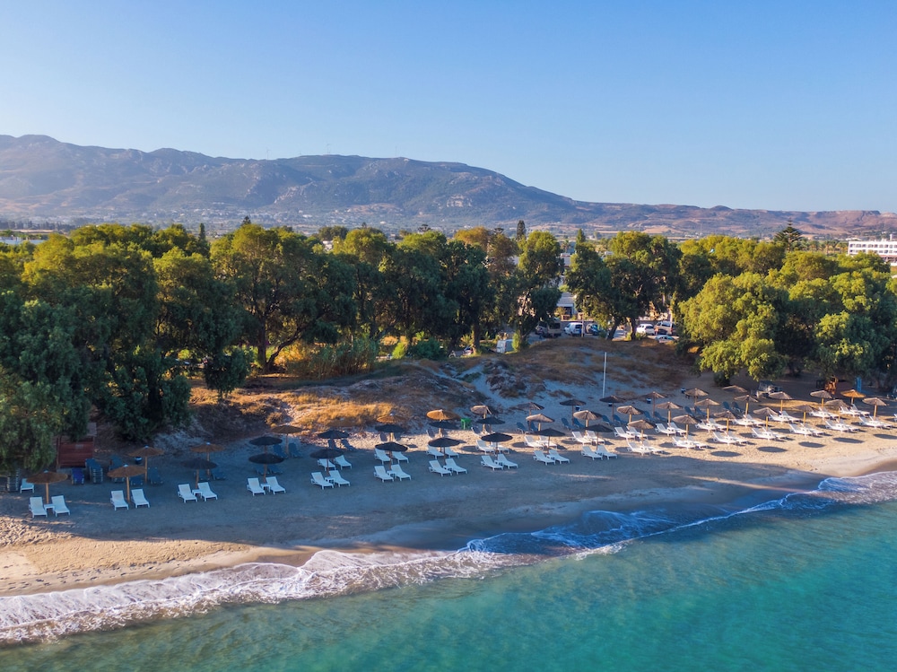 Akti Coast Club Hotel 55/62