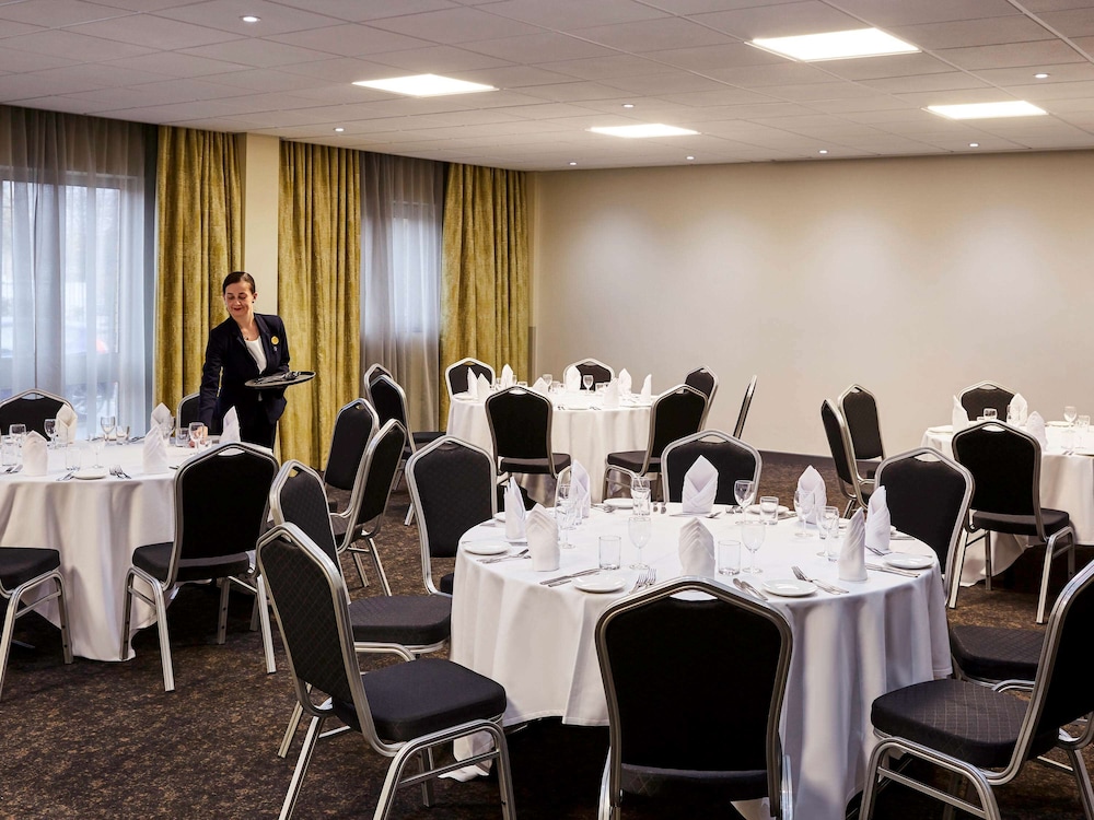 NOVOTEL WOLVERHAMPTON 59/69
