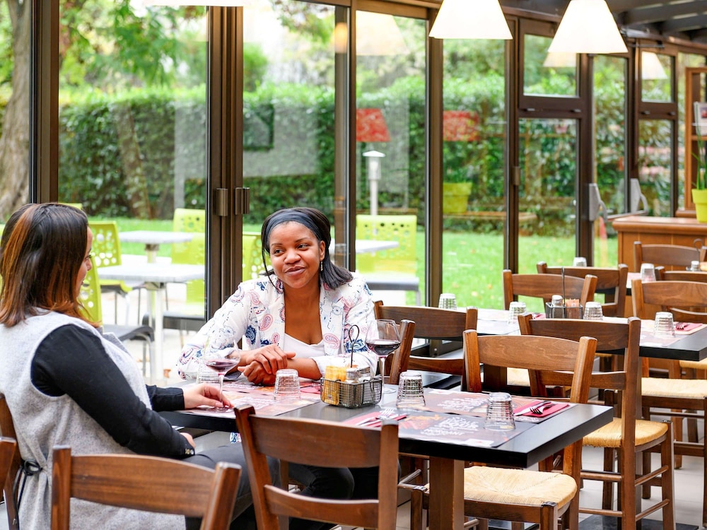ibis Styles Parc des Expositions de Villepinte 38/67