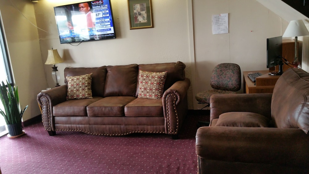 Rodeway Inn Mitchell 36/44