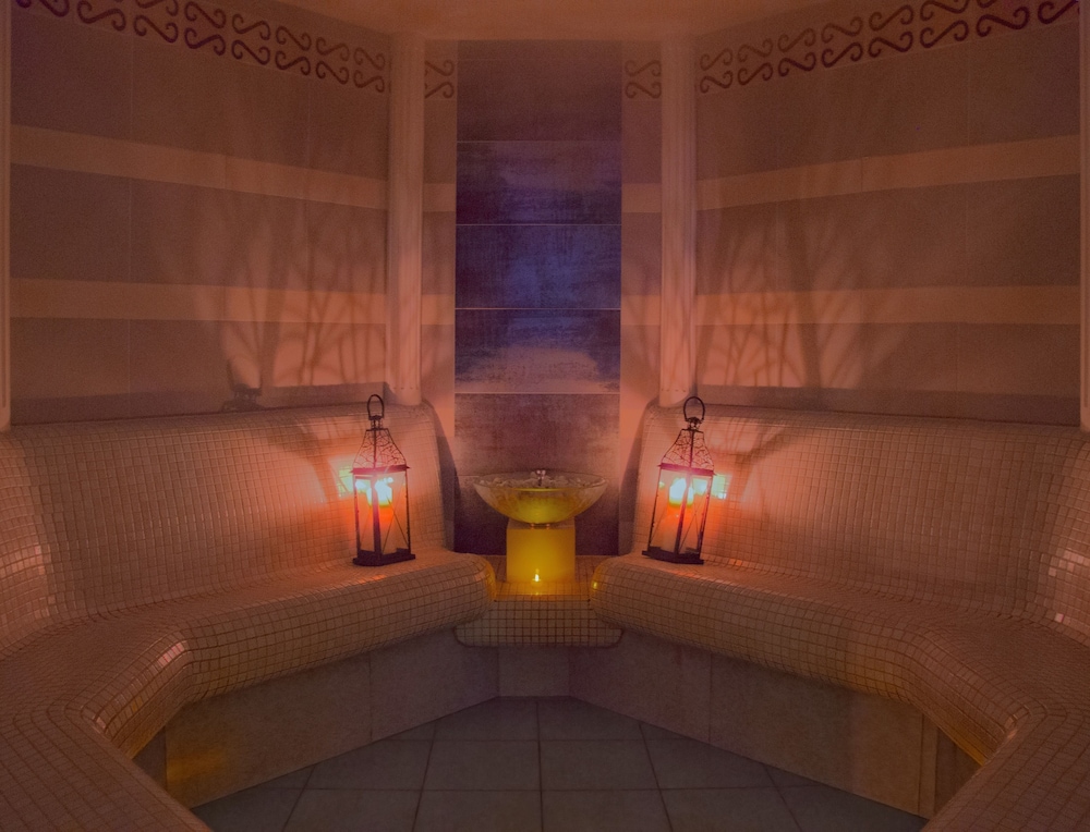 La Marquise Luxury Resort Complex 34/71