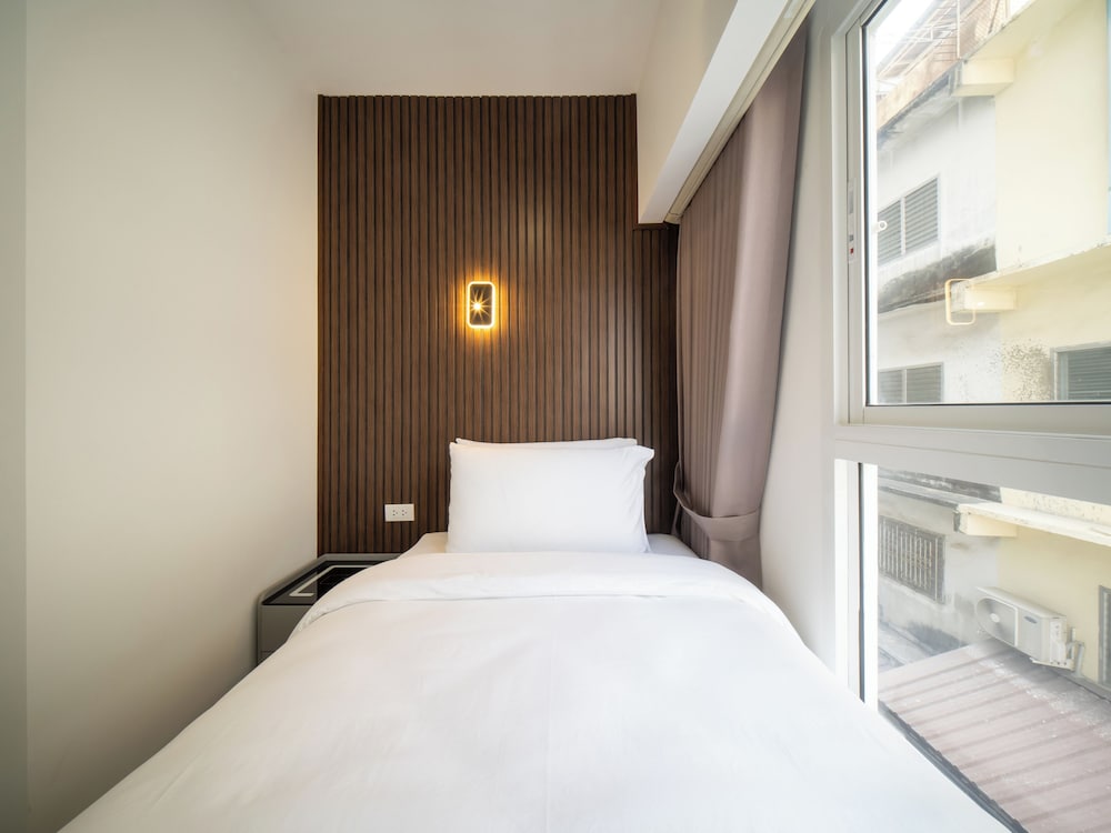 Samutprakarn Hotel 10/44