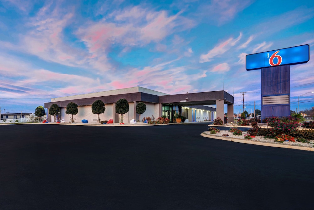 Motel6 Burlington, NC in BURLINGTON - NC