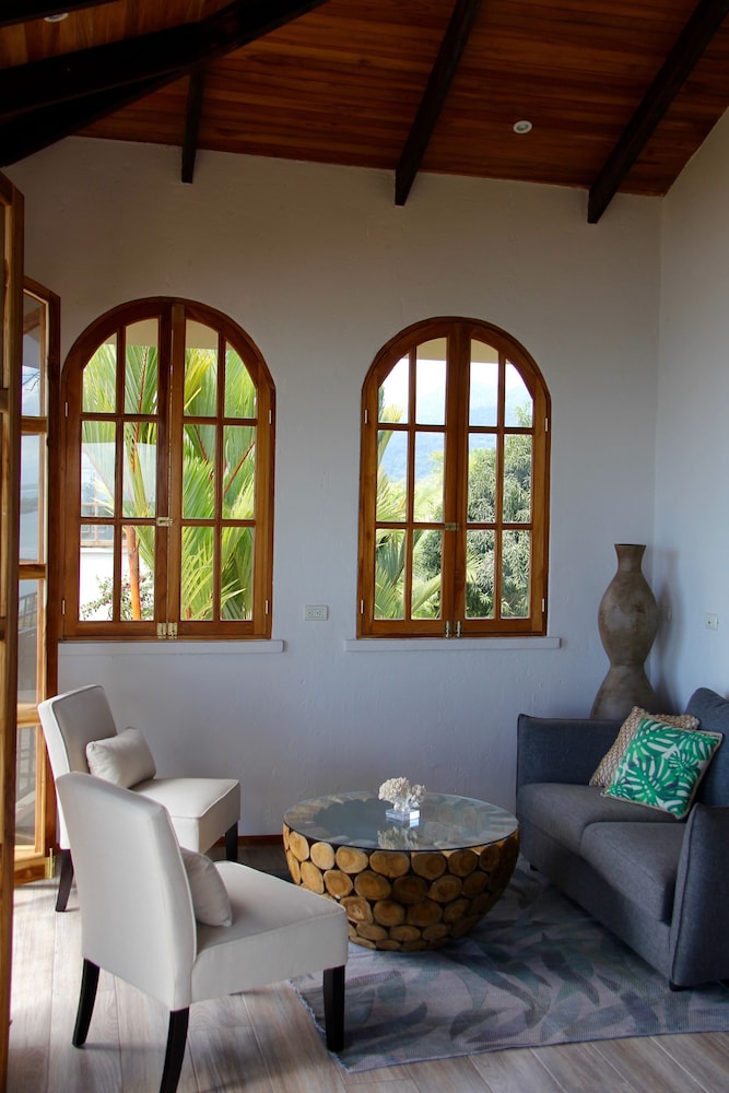 El Castillo - Adults Only 24/50