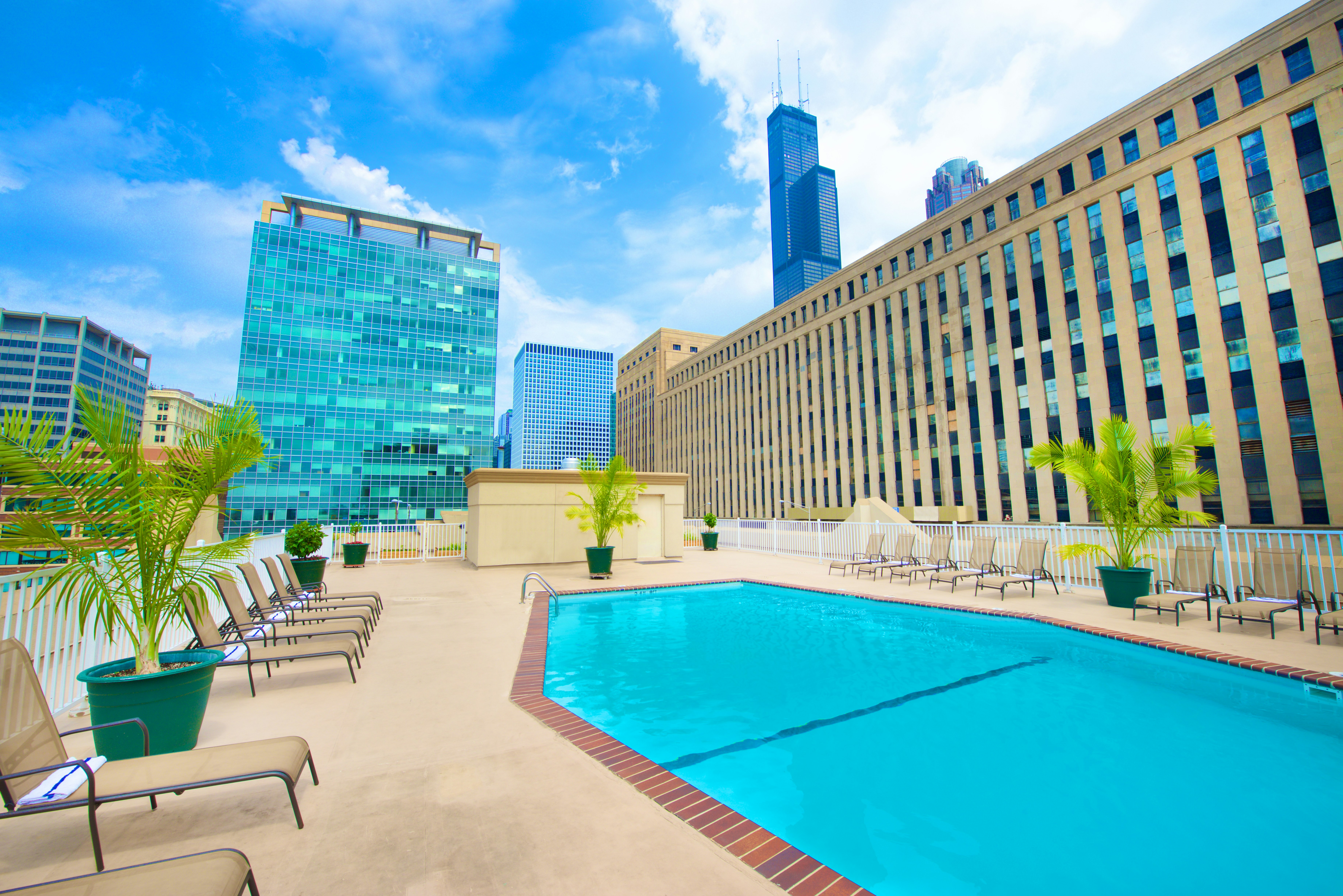 Holiday Inn & Suites Chicago-Downtown, an IHG Hotel 35/41