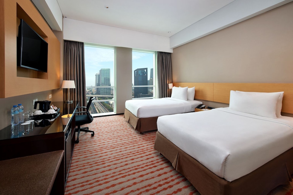 Js Luwansa Hotel And Convention Center 21/65