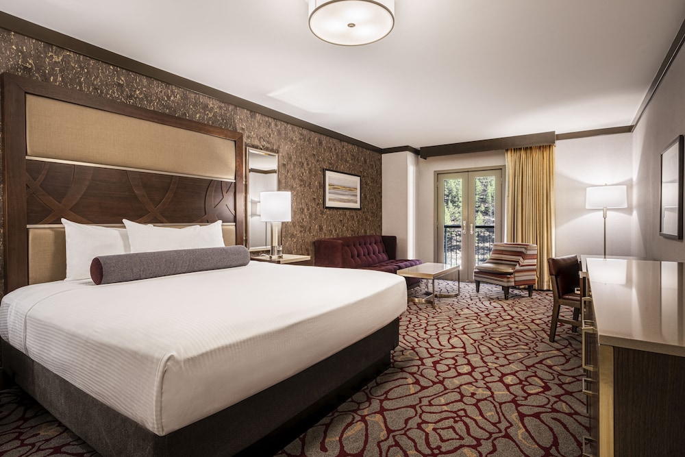 Horseshoe Black Hawk - A Caesars Rewards Destination 25/65