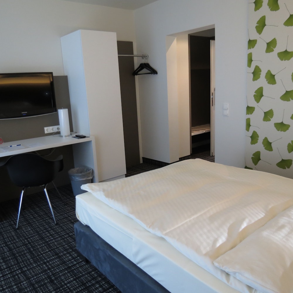 Comfor Hotel 26/72