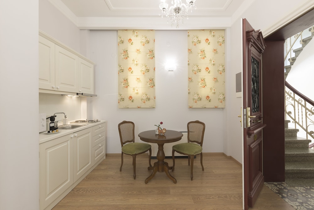 Gatto Perso Luxury Apartments 26/50