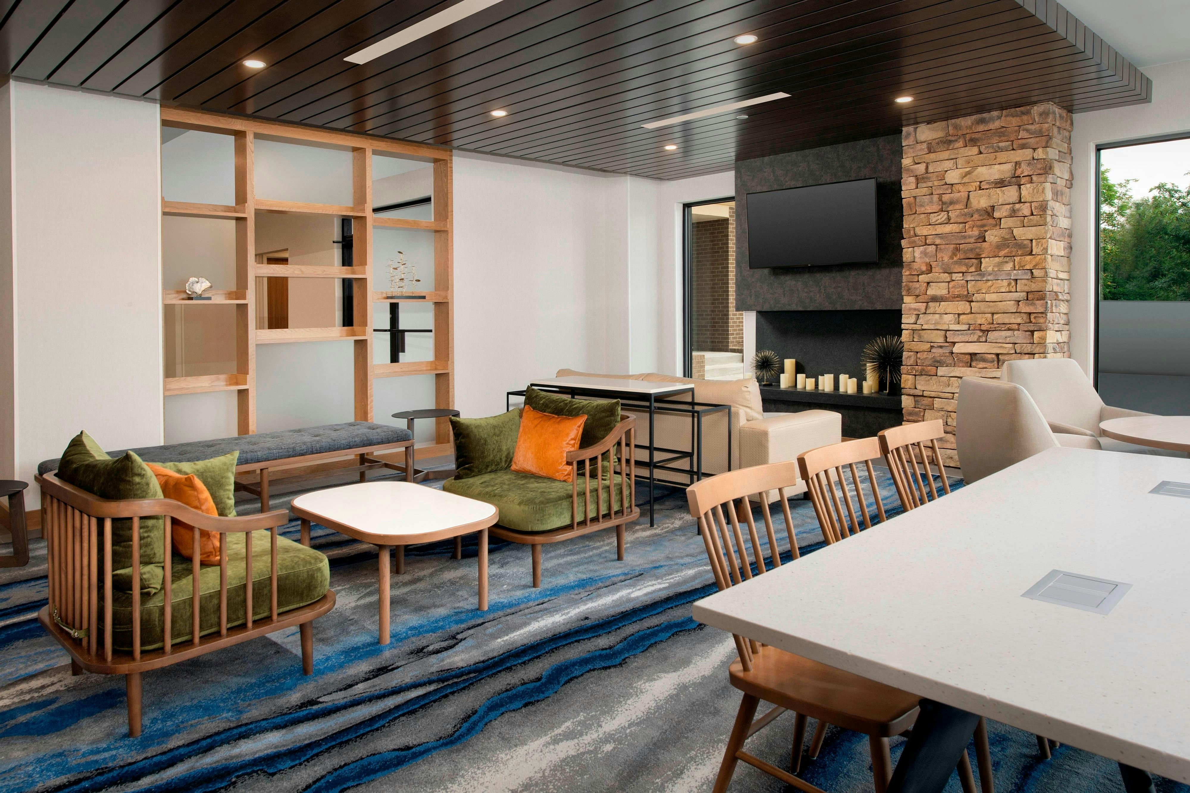Fairfield Inn Suites By Marriott Alexandria Landmark 18/25