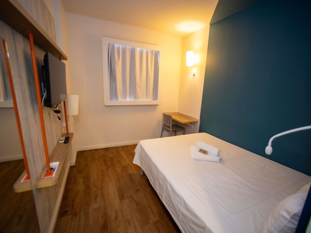 ibis budget Divinopolis 24/59