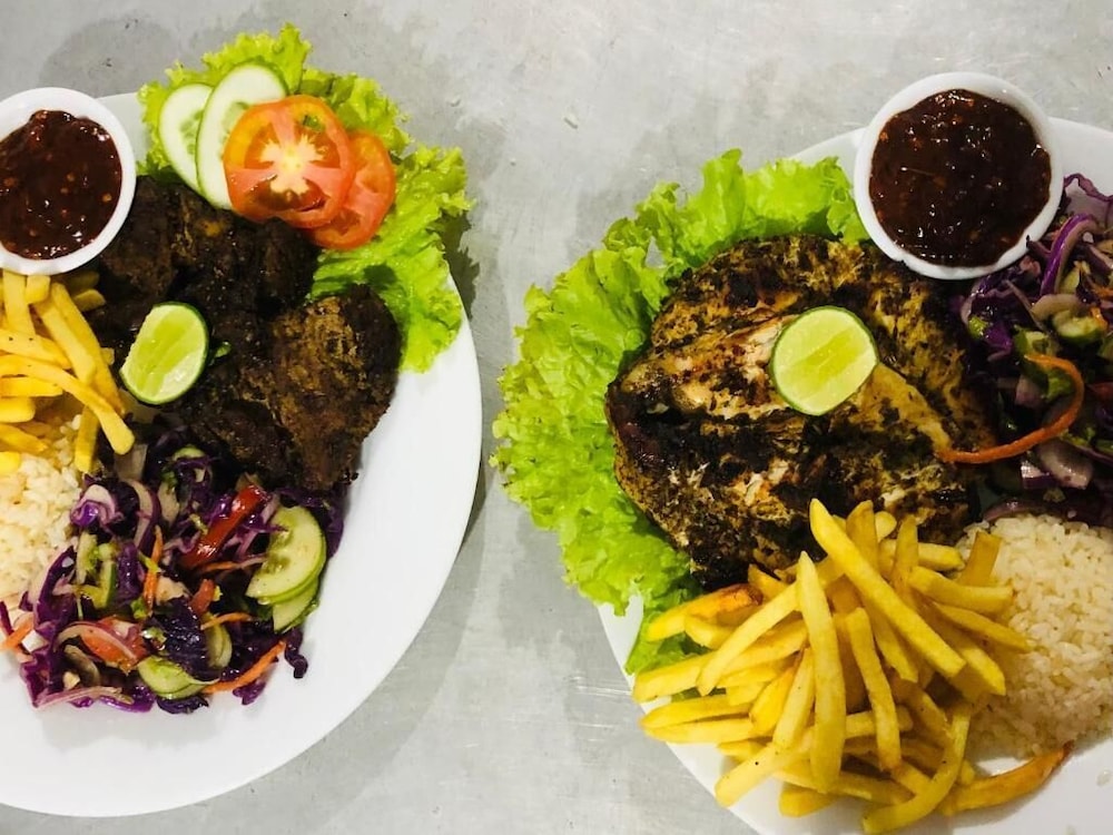Hungry Lion Resort 20/43