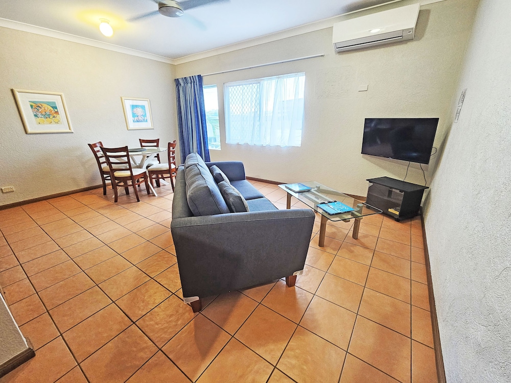 Royal Palm Villas Cairns 13/29