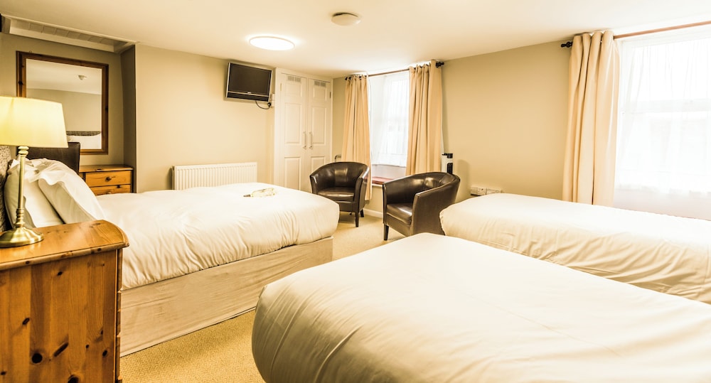 King Arthur's Arms Inn 18/50
