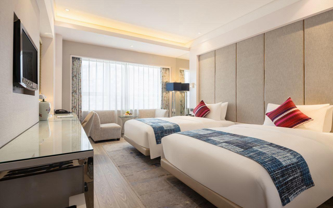 Deluxe, Twin Beds