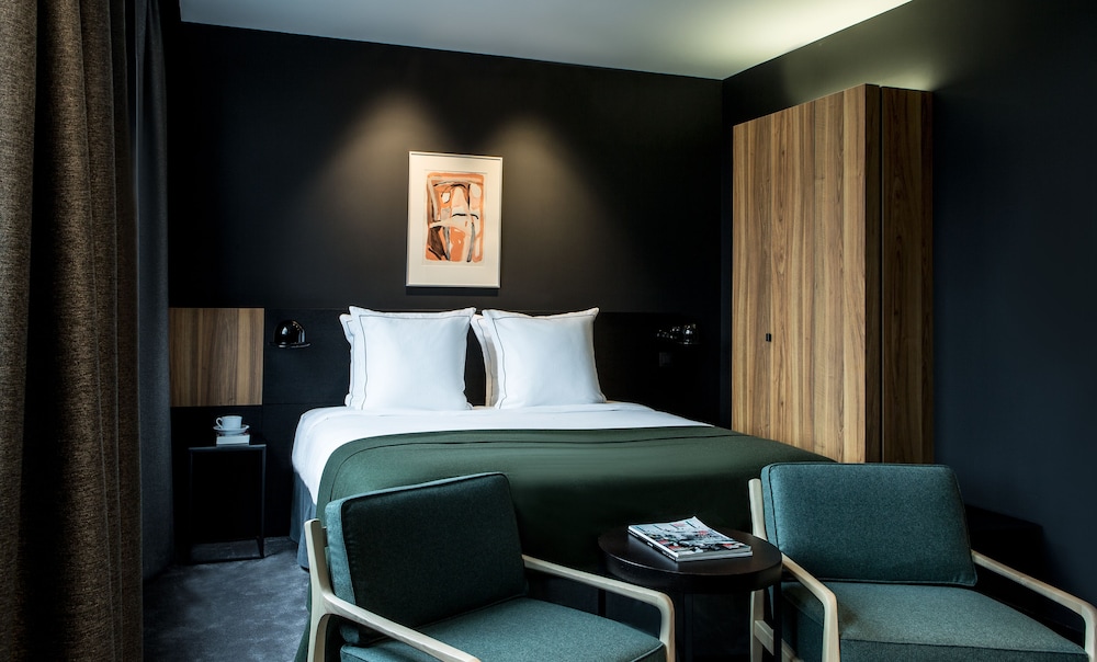 Hotel Louvre Lens (40Km From Lille) 20/55