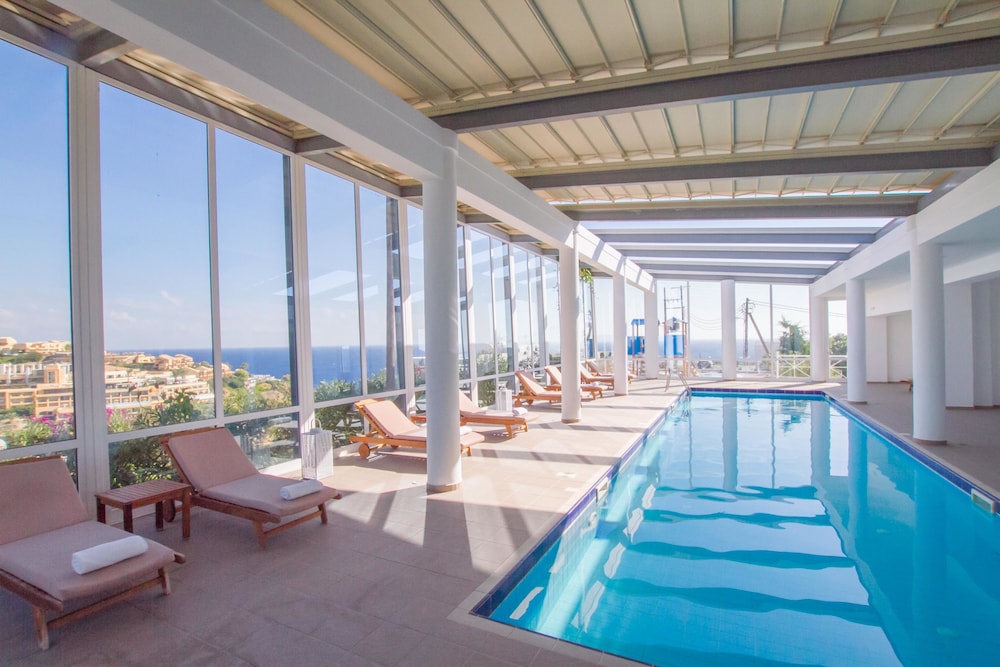 Peninsula Resort & Spa 28/62