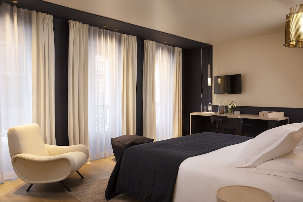 HOTEL DE NELL 26/52