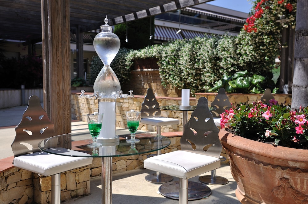The Originals Boutique, Hotel Les Strelitzias, Antibes Juan-Les-Pins 35/60